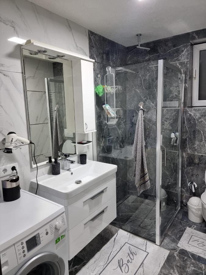Apartments Four Seasons Sarajevo Luaran gambar
