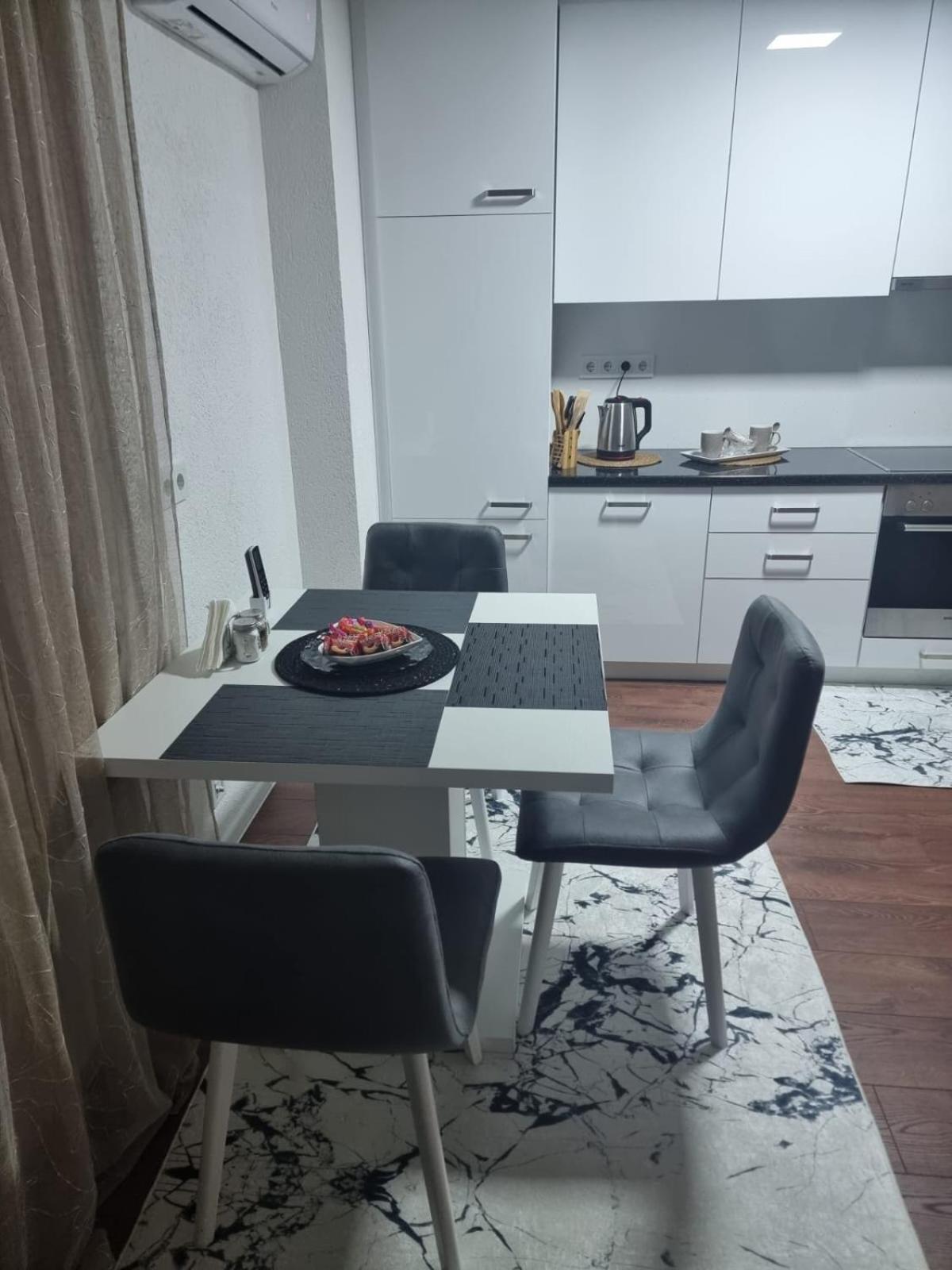 Apartments Four Seasons Sarajevo Luaran gambar