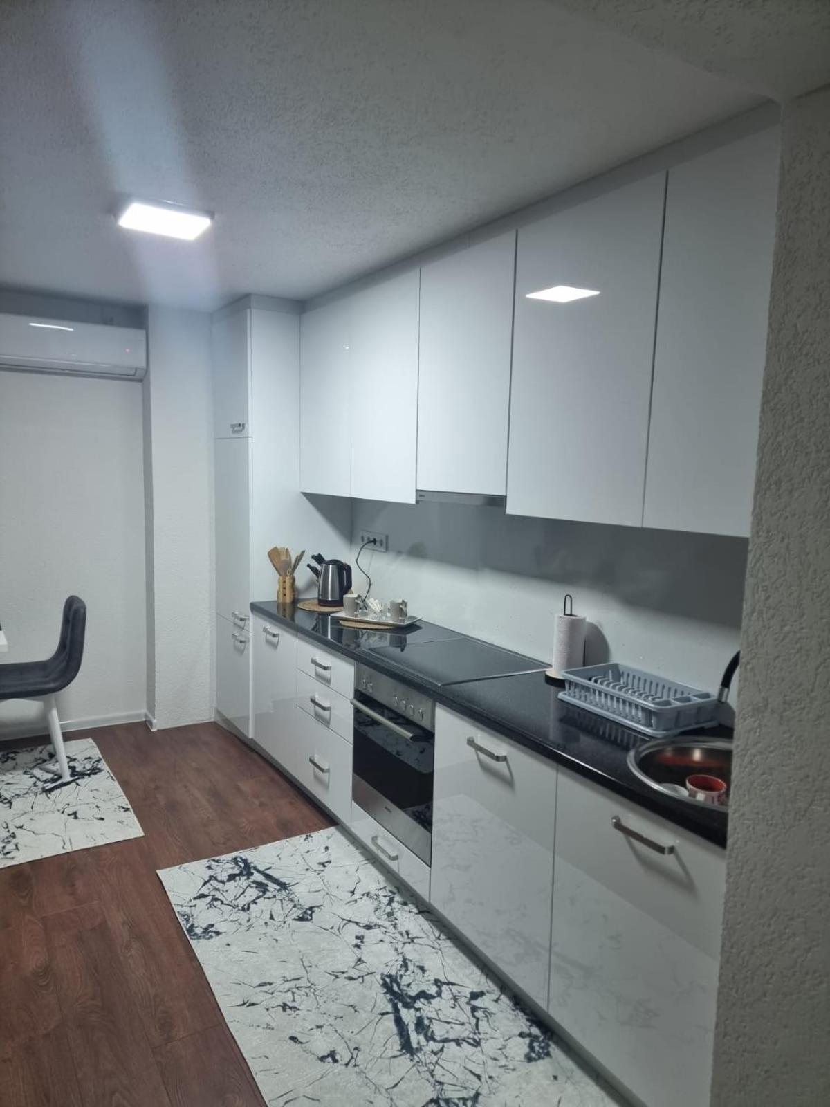 Apartments Four Seasons Sarajevo Luaran gambar