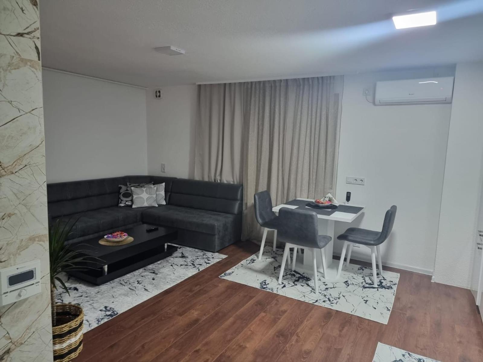 Apartments Four Seasons Sarajevo Luaran gambar